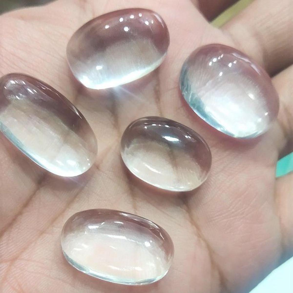 The Original Durr-e-Najaf Stone: A Gem of Purity and Spiritual Power