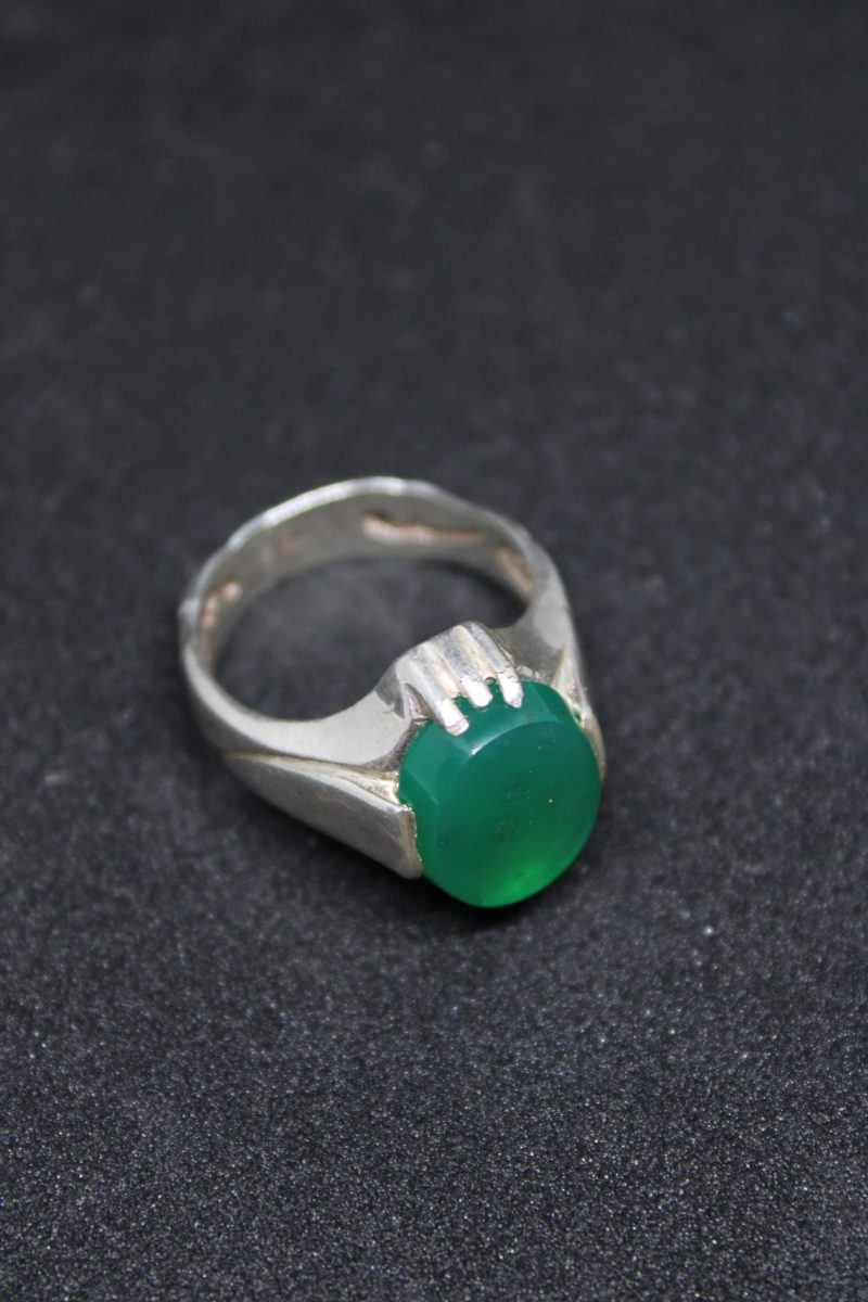 Exquisite Green Aqiq Sterling Silver Ring